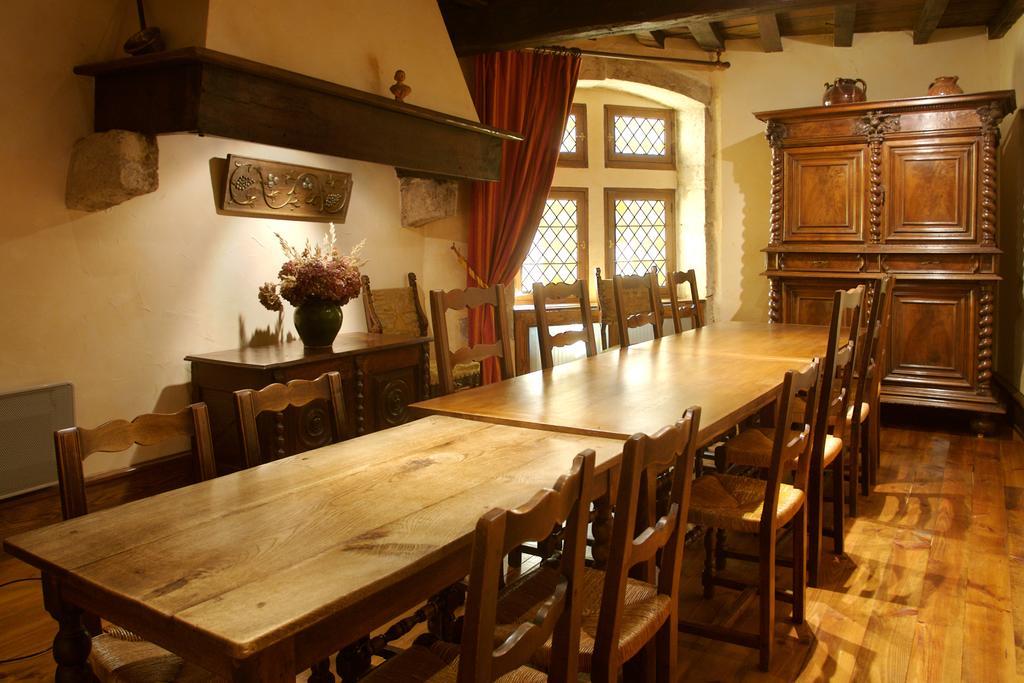 维尤克斯佩鲁日酒店 Pérouges 外观 照片