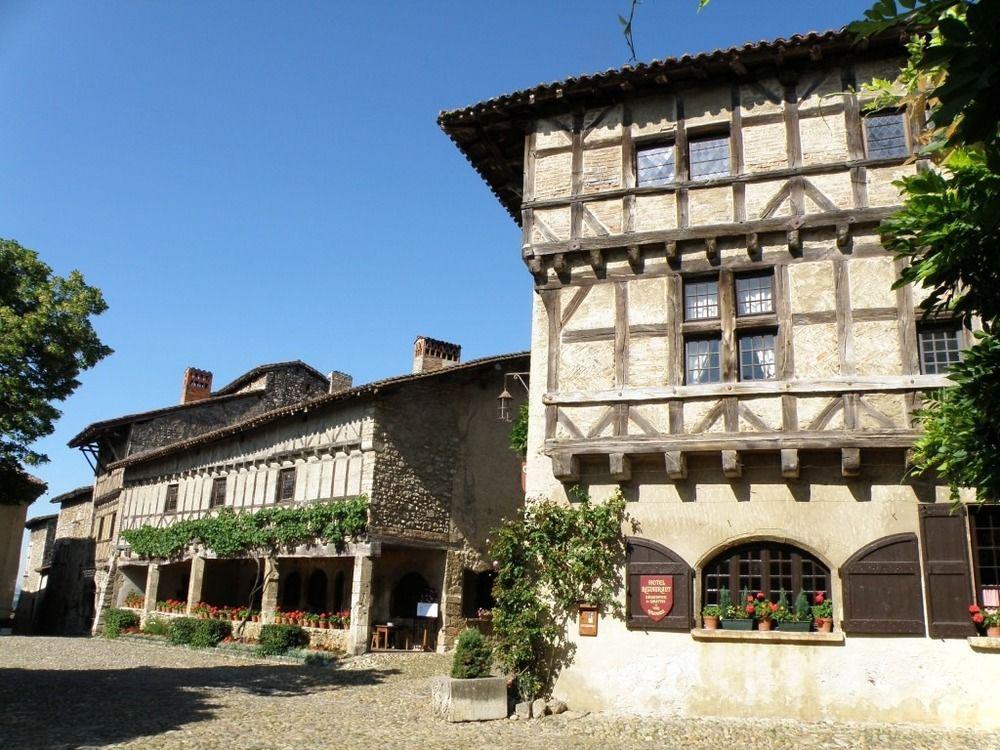 维尤克斯佩鲁日酒店 Pérouges 外观 照片
